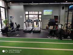 -Freedom Fitness私教健身俱乐部(徐虹北路店)