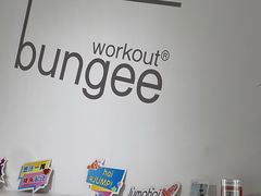 -Jumphai室内蹦极运动