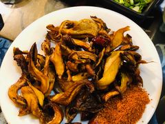 炸菌子-勺子米线·云南传统小吃市集(四方街店)