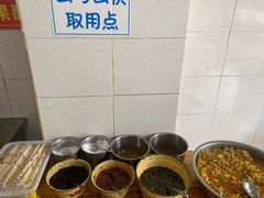 -正宗杨记普洱酸醋米线(总店)