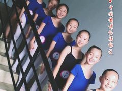 -随风亓舞少儿舞蹈教育