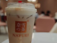 -奈雪的茶(湖滨银泰in77C区PRO店)