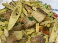 -下梅人家土菜馆(历史文化餐厅度假区店)