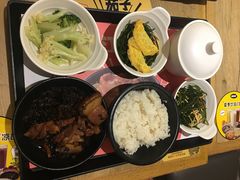 梅菜扣肉-老娘舅(苏州中心大道西大润发店)