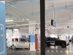 -百联南方购物中心·停车场