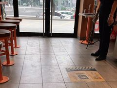 -麦当劳(安定门外大街店)
