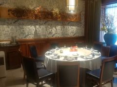 -八府香鸭·啫啫煲(华山路店)