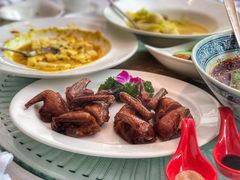 烤乳鸽-阳澄湖费尔蒙酒店颐丰阁中餐厅(马鞍山西路店)