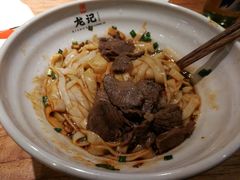 -湘人龙记老长沙米粉(鸟巢店)