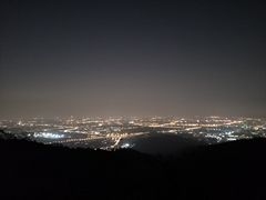 -鬼笑石后山停车场