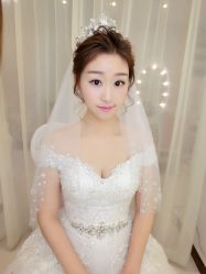 点击看大图 -艾米丽婚纱礼服