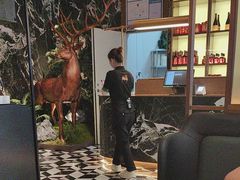 -新白鹿餐厅(滨江银泰店)
