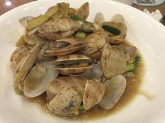 -顺峰渔港中国人的餐厅