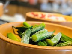 -龍歌自助小火锅(市南金茂湾店)