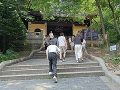 -灵岩山风景区