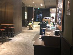 -星巴克臻选(南京金茂览秀城店)