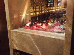 -恰餐厅及酒吧 CHAR Bar & Grill (北京丽都皇冠假日店)