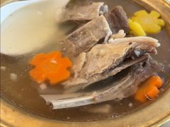 -汗腾格里·风味餐厅(新疆驻京办店)
