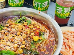 -周良天山牛杂城(天山路总店)