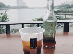 -游心咖啡(青山滨江店)