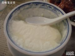 -仁信双皮奶(东川路店)