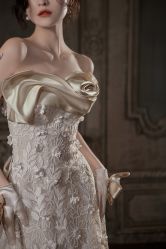 -艾米丽婚纱礼服