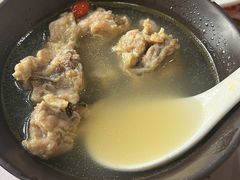 -海盗虾饭·剥好的小龙虾饭(上地辉煌店)