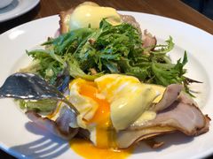 -ROAST coffee & eatery