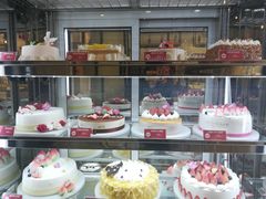 面包甜点陈列柜-味多美蛋糕(六里桥店)