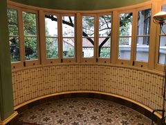-Nathalie Djurberg与Hans Berg“牛皮纸包裹的月亮”-Prada荣宅当季展览