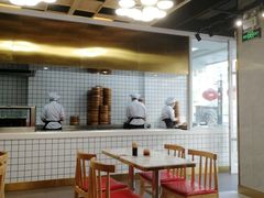 大堂-百年尹氏汤包(湖南路狮子桥店)