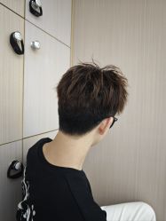 -首脑美发沙龙