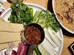 -关东小磨东北菜(上海长风大悦城店)