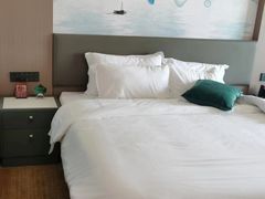 -华海酒店(茂名高铁站店)