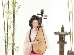 -九月鹰飞汉服摄影工作室