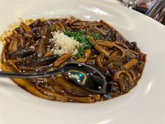 响油鳝丝配卷饼-RIVIERA 松鹤楼(外滩店)
