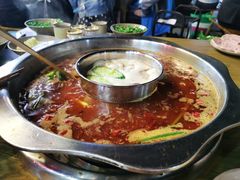 -周幺妹重庆老火锅(银泰城总店)