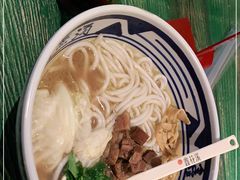 -鑫花溪牛肉米粉(东环大润发店)