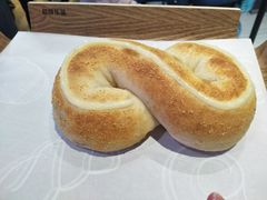 黑胡椒金枪鱼面包-LELECHA乐乐茶(上海五角场万达广场店)