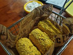 -BHC炸鸡(明洞总店)