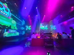 -MEGA PARTY CLUB