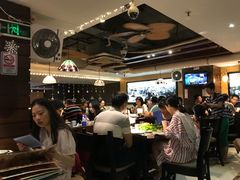 大堂-大头虾越式风味餐厅(光明广场店)