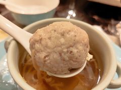 狮子头煮干丝-梅龙镇酒家(南京西路总店)