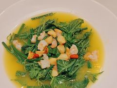 -皇城根·鲁菜济南菜·吊炉烤鸭·炒鸡鱼头(济南旗舰店)