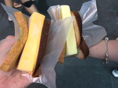 -詹爷爷乌节路街头冰淇淋