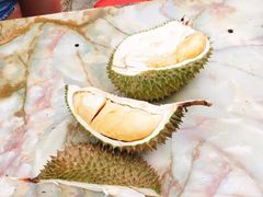 红虾榴莲-阿龙榴莲摊