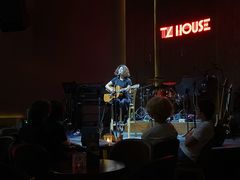 -TZ House音乐现场(来福士中心店)