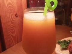 鲜榨橙汁-COMMUNE幻师(上邦百汇城店)