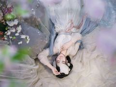 -九月鹰飞汉服摄影工作室