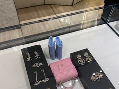 -CHANEL(恒隆广场店)